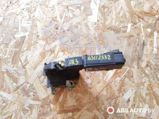 замок двери передней правой Mitsubishi Carisma 1 поколение [рестайлинг] 2001