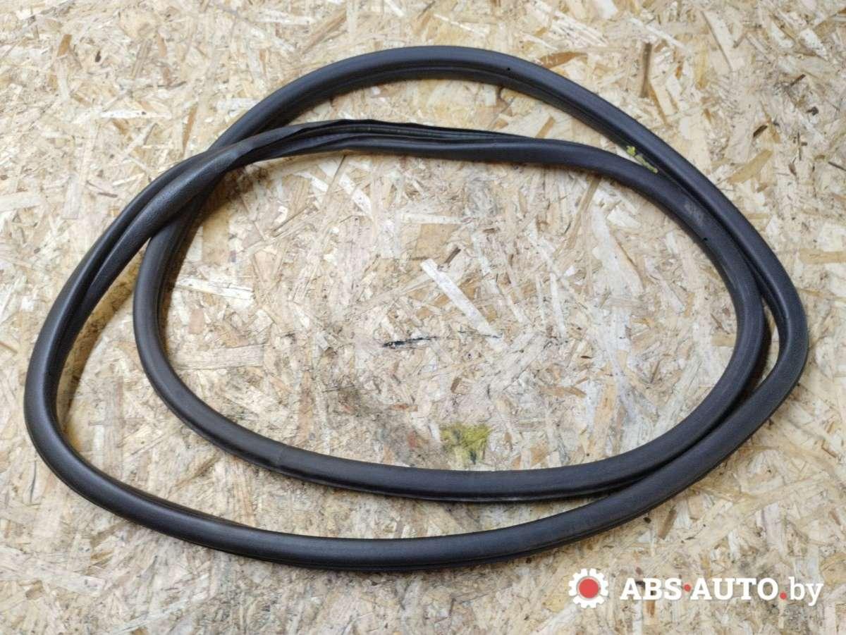 уплотнитель двери Peugeot 307 1 поколение 2001, K1211242, 9634451999 - фото №1