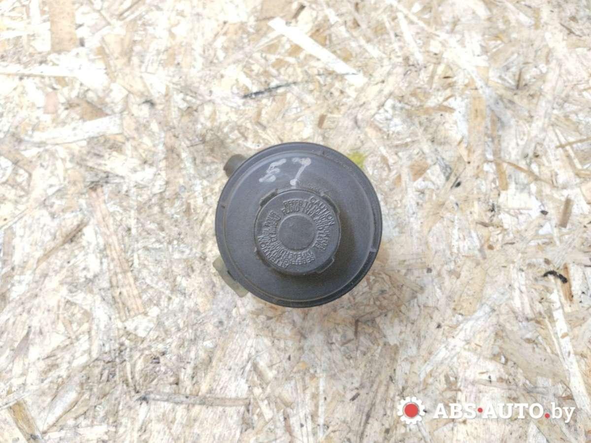 бачок гидроусилителя Nissan Almera N16 2002, 1.5 л., бензин, МКПП, седан - фото №1