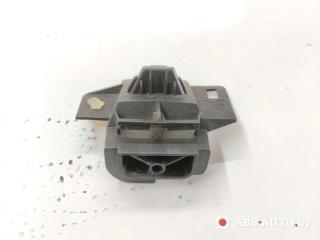 кронштейн (крепление) BMW 7 серия E65/E66/E67 2004, 3.6 л., бензин, АКПП, седан, 6901647