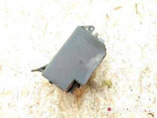 блок реле Toyota RAV4 3 поколение (XA30) [рестайлинг] 2010, 2.2 л., 2AD-FTV, дизель, МКПП, внедорожник 5 дв., 8266242280