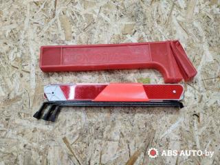 знак аварийной остановки Toyota RAV4 3 поколение (XA30) [рестайлинг] 2010, 2.2 л., 2AD-FTV, дизель, МКПП, внедорожник 5 дв.