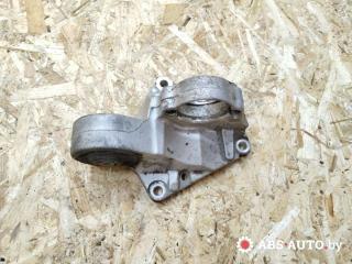 кронштейн полуоси Peugeot 406 1 поколение [рестайлинг] 2002, 2.0 л., дизель, МКПП, седан, 9630604180