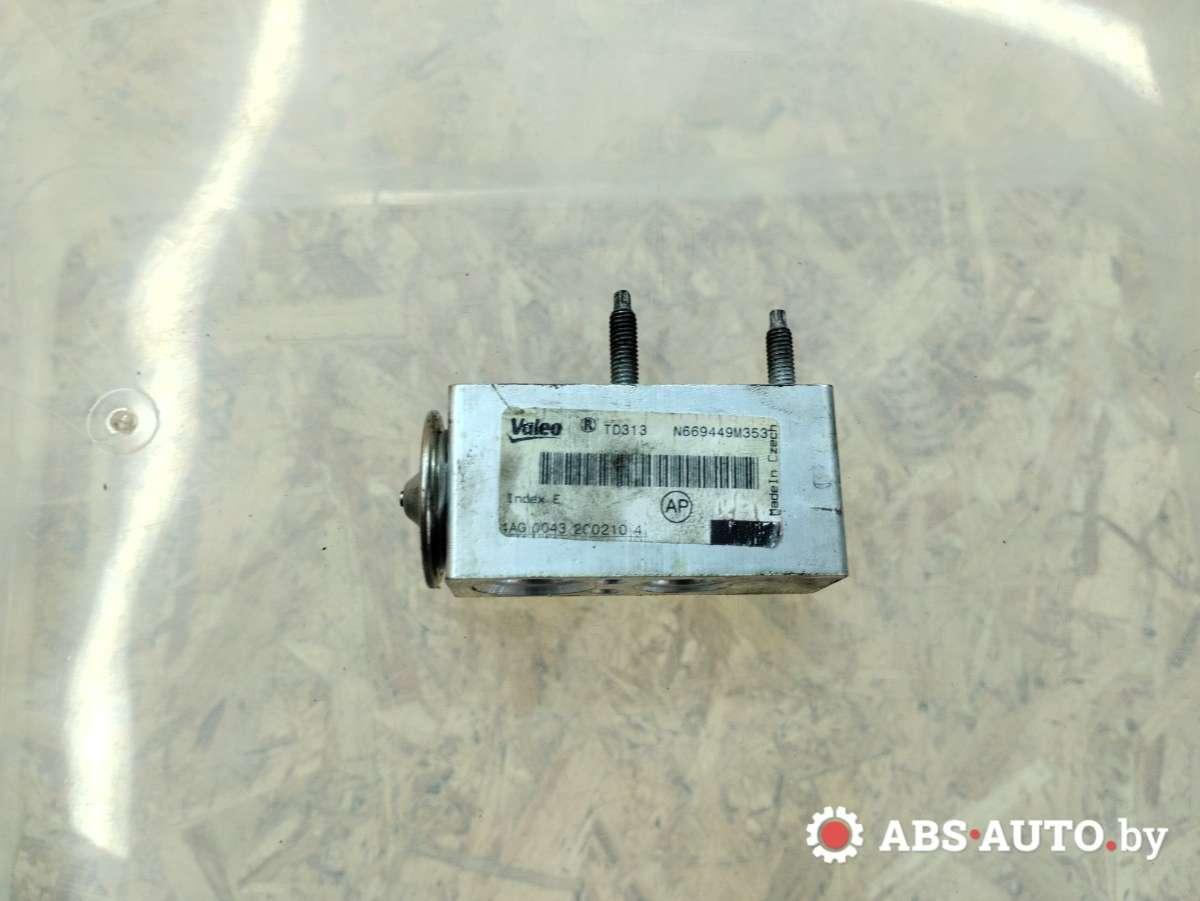 расширительный клапан кондиционера Peugeot 308 T7 2010, 1.6 л., бензин, АКПП, хетчбэк 5 дв., 669433NC, 669449 - фото №1