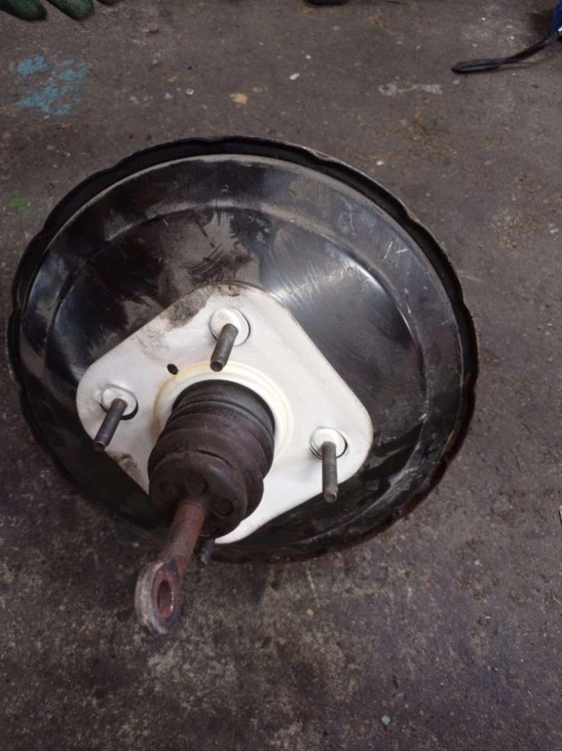 вакуумный усилитель тормозов Chrysler Grand Voyager 4 поколение 2004, 2.5 л., дизель, МКПП, минивэн, E0204022035, P4683845AA, TO1BP1271C7592 - фото №1