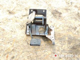 педаль тормоза Mitsubishi Carisma 1 поколение [рестайлинг] 2003, 1.9 л., дизель, МКПП, хетчбэк 5 дв.