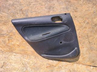обшивка двери задняя левая Peugeot 206 1 поколение [рестайлинг] 2007, 2.0 л., дизель, МКПП, универсал, 9643832477