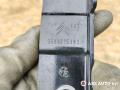 петля капота левая Citroen C5 2 поколение 2011, 1.6 л., дизель, АКПП, универсал, 9688215380 - фото №4