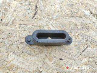 крепление кассеты радиаторов IVECO Daily 4 поколение 2008, 2.3 л., дизель, МКПП, фургон, 93809291