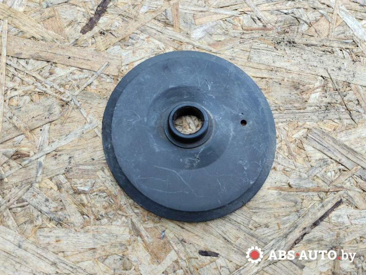 пыльник IVECO Daily 4 поколение 2008, 2.3 л., дизель, МКПП, фургон, 821034173021 - фото №1