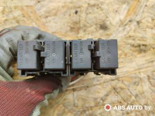 блок реле Peugeot 406 1 поколение [рестайлинг] 2003, 2.0 л., дизель, АКПП, универсал, 12V1025A