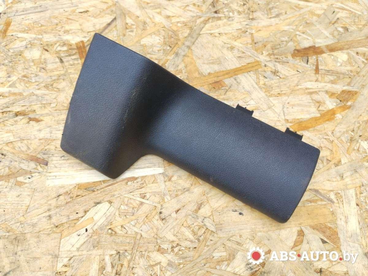 пластик Peugeot 308 T7 2010, 1.6 л., бензин, АКПП, хетчбэк 5 дв., 200387, 4416041 - фото №1