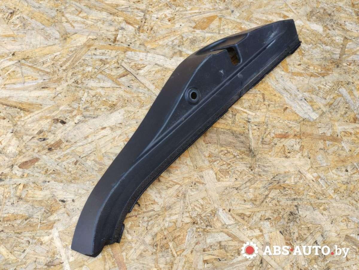 молдинг двери передней левой Lexus IS 2 поколение (XE20) 2007, 2.2 л., дизель, МКПП, 6771253010 - фото №1