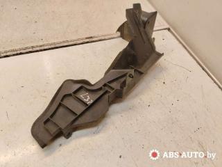 воздуховод (дефлектор) радиатора Volvo V40 1 поколение [рестайлинг] 2002, 1.9 л., дизель, МКПП, универсал, 30883733