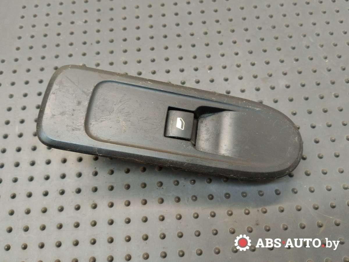 кнопка стеклоподъемника двери Peugeot 308 T7 2008, 1.4 л., бензин, МКПП, хетчбэк 5 дв., 53269801, 96565184XT - фото №1