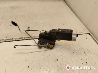 замок двери передней правой Mitsubishi Carisma 1 поколение [рестайлинг] 2003, 1.9 л., дизель, МКПП, хетчбэк 5 дв.