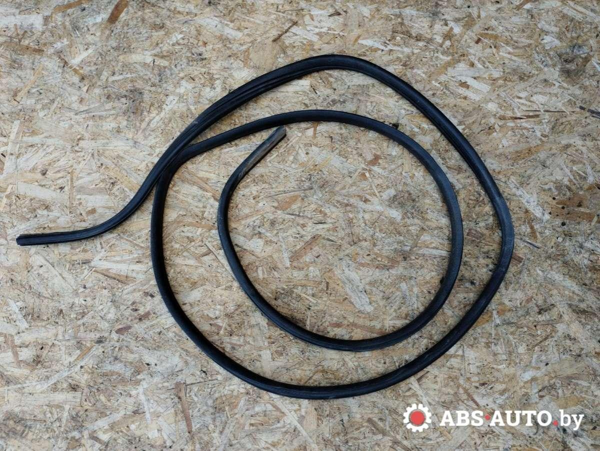 уплотнитель двери IVECO Daily 4 поколение 2008, 2.3 л., дизель, МКПП, фургон, MAT72257, B249, BSF2 - фото №1