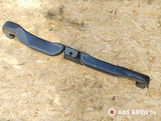 воздуховод (дефлектор) радиатора Mitsubishi Carisma 1 поколение [рестайлинг] 2003, 1.9 л., дизель, МКПП, хетчбэк 5 дв., MR360471