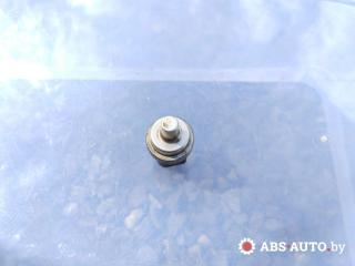 датчик температуры в выпускном коллекторе Volkswagen Passat B5 2001, 1.9 л., TDi, дизель, МКПП, 269416, 1J0973702