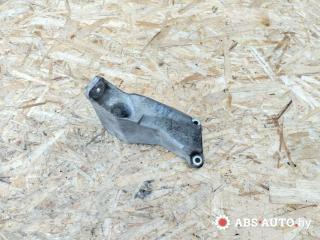 кронштейн двигателя Volkswagen Passat B5 2001, 1.9 л., TDi, дизель, МКПП, 8D0199307P