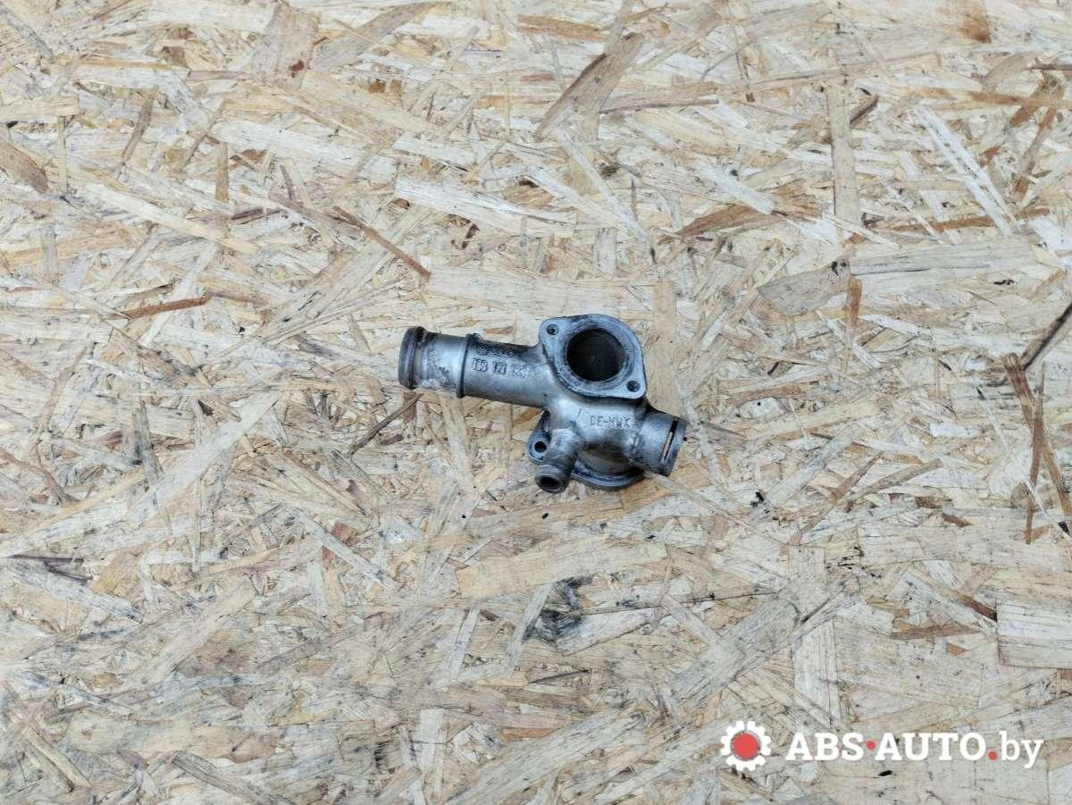 фланец (тройник) системы охлаждения Audi A6 4B/C5 2000, 1.9 л., TDi, дизель, 038121133A - фото №1