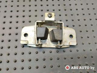 ответная часть (скоба) замка двери Volvo V40 1 поколение [рестайлинг] 2002, 1.9 л., дизель, МКПП, универсал