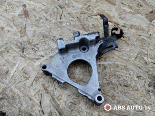 кронштейн двигателя Nissan Primera P12 2004, 2.2 л., дизель, МКПП, хетчбэк 5 дв.