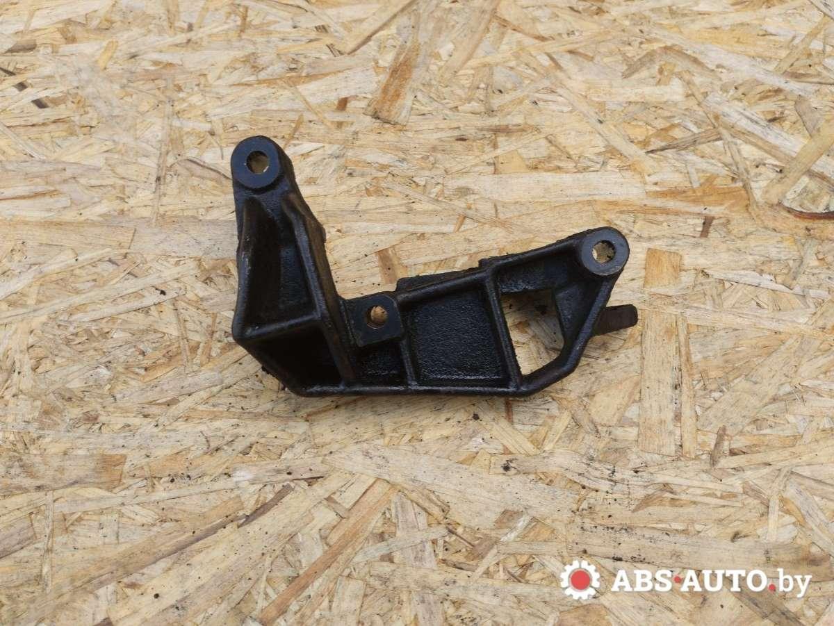 кронштейн двигателя Opel Vectra C 2005, 2.0 л., Y 20 DTL, дизель, 90538558, 7135979 - фото №1