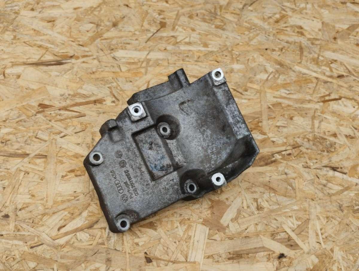 кронштейн компрессора кондиционера Volkswagen Passat B5 2001, 1.9 л., TDi, дизель, МКПП, 038260885C, 038260885B - фото №1