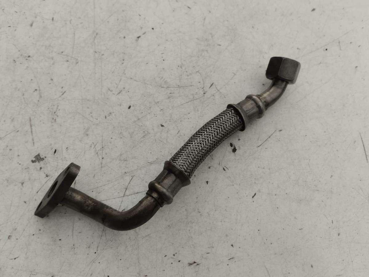 масляная трубка турбины Volkswagen Passat B5 2001, 1.9 л., TDi, дизель, МКПП - фото №1