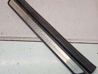 накладка на порог Hyundai Terracan 1 поколение [рестайлинг] 2004, 2.9 л., дизель, МКПП, внедорожник 5 дв., 84260H1002