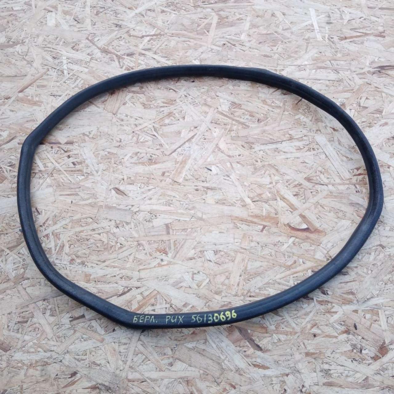 уплотнитель Citroen Berlingo 1 поколение (M49) 2000 - фото №1