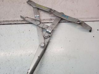 петля капота правая Mercedes-Benz Vito W638 2001, 2.2 л., OM 611.980, дизель, МКПП, микроавтобус