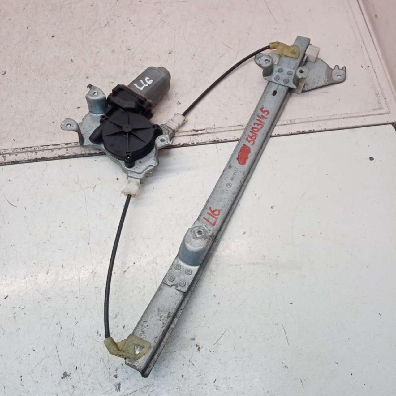 стеклоподъемник задний правый Nissan Primera P12 2004, 2.2 л., дизель, МКПП, хетчбэк 5 дв., 400600T7, 116168 - фото №1