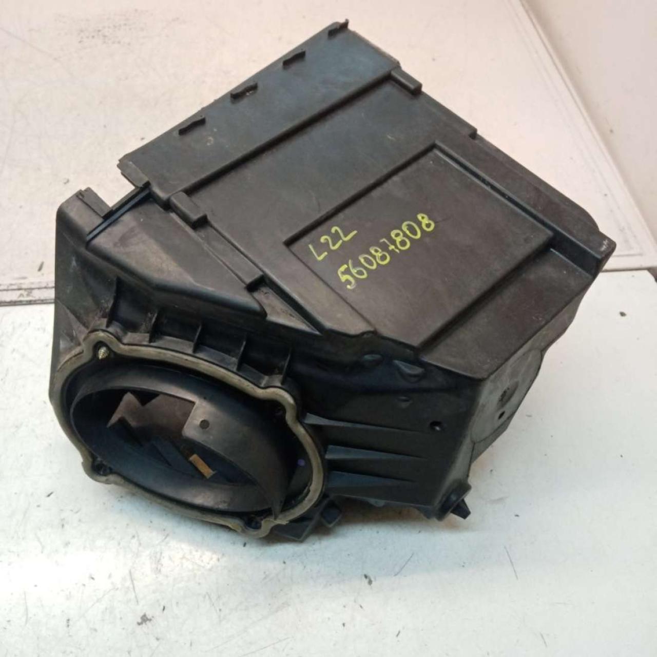 короб предохранителей Mercedes-Benz E-Класс W211/S211 2004, 2.2 л., дизель, универсал, 2115400324, 08511001 - фото №1