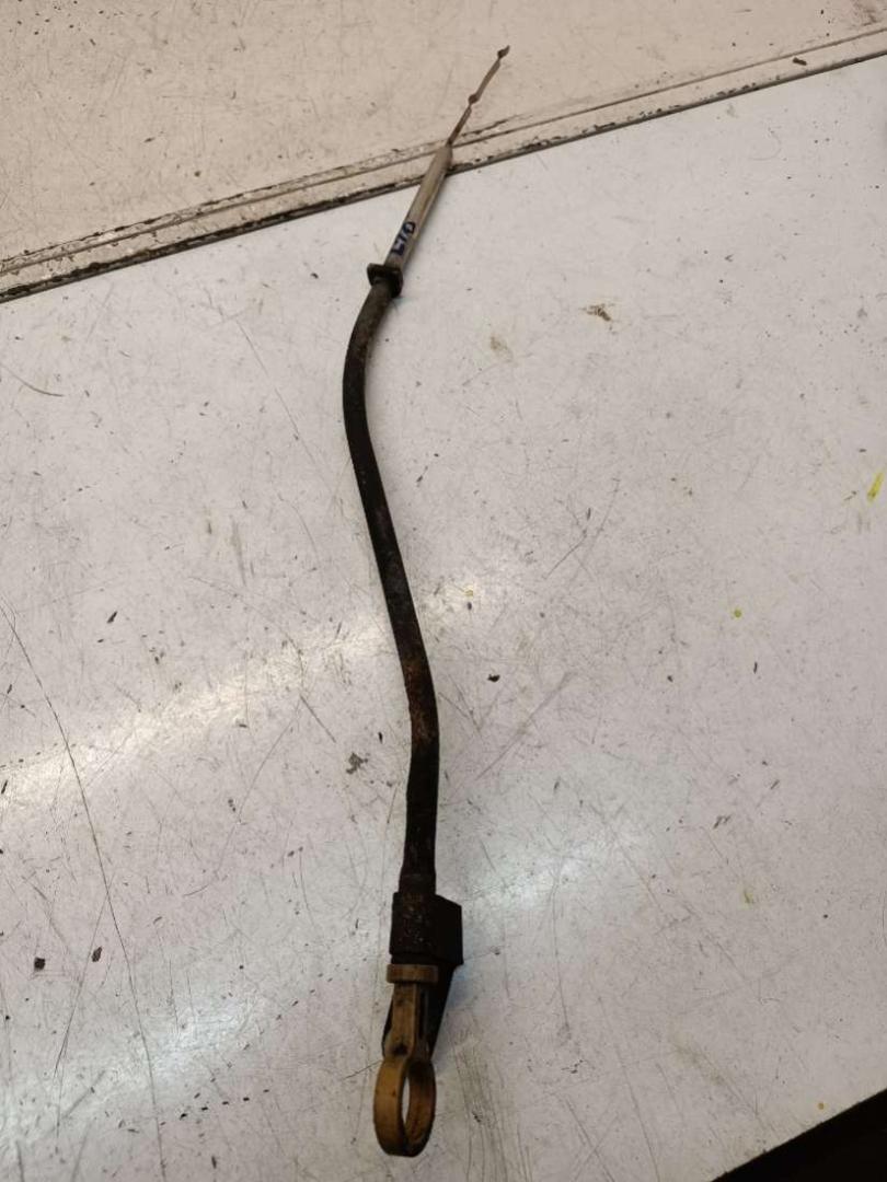 щуп двигателя Nissan Primera P12 2004, 2.2 л., дизель, МКПП, хетчбэк 5 дв. - фото №1