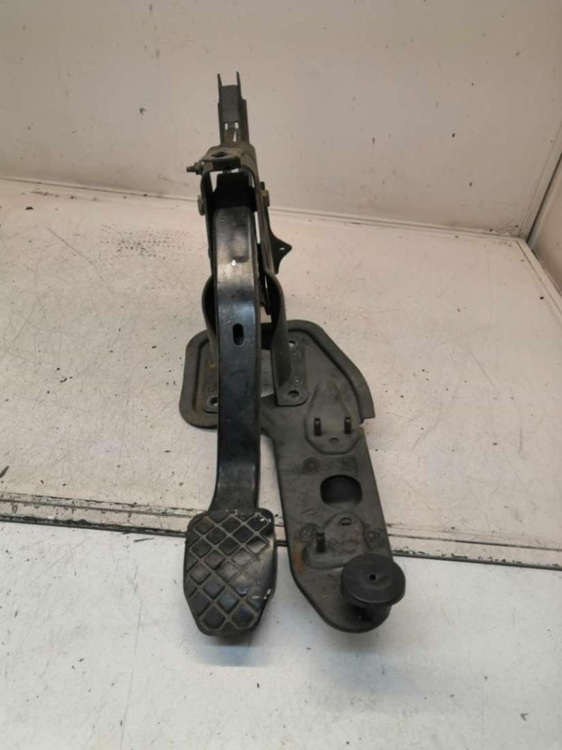 педаль тормоза Volkswagen Transporter T5 2008, 7H1721057, 0363085 - фото №1