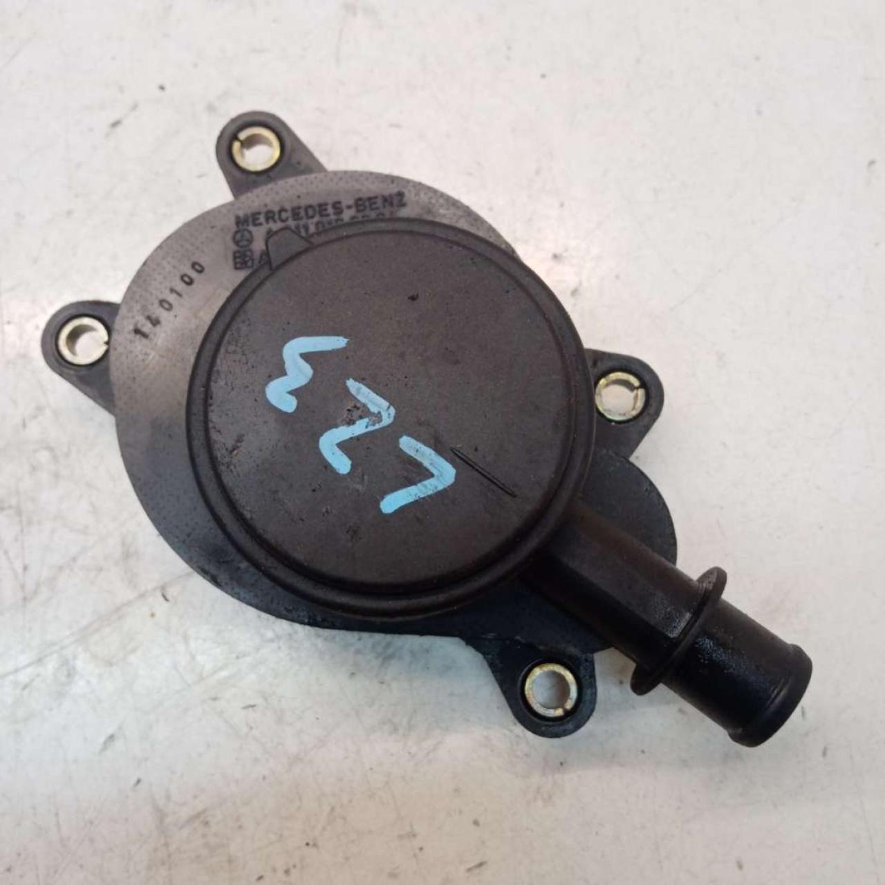 маслоотделитель (сапун) Mercedes-Benz Vito W638 2001, 2.2 л., OM 611.980, дизель, МКПП, микроавтобус, A6110160234 - фото №1