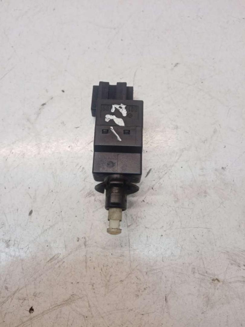 Датчик педали тормоза (лягушка) Mercedes-Benz E-Класс W211/S211 2004, 2.2 л., дизель, универсал, 15454009 - фото №1