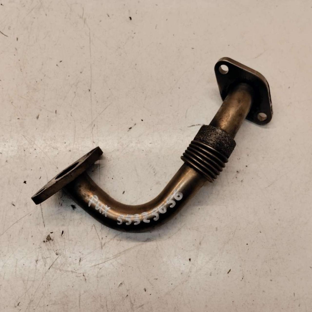 трубка системы рециркуляции EGR Volkswagen Transporter T5 2003, 1.9 л., TDi, дизель, 038131521BE - фото №1