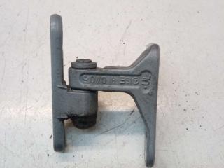 петля двери Mercedes-Benz E-Класс W211/S211 2004, 2.2 л., дизель, универсал