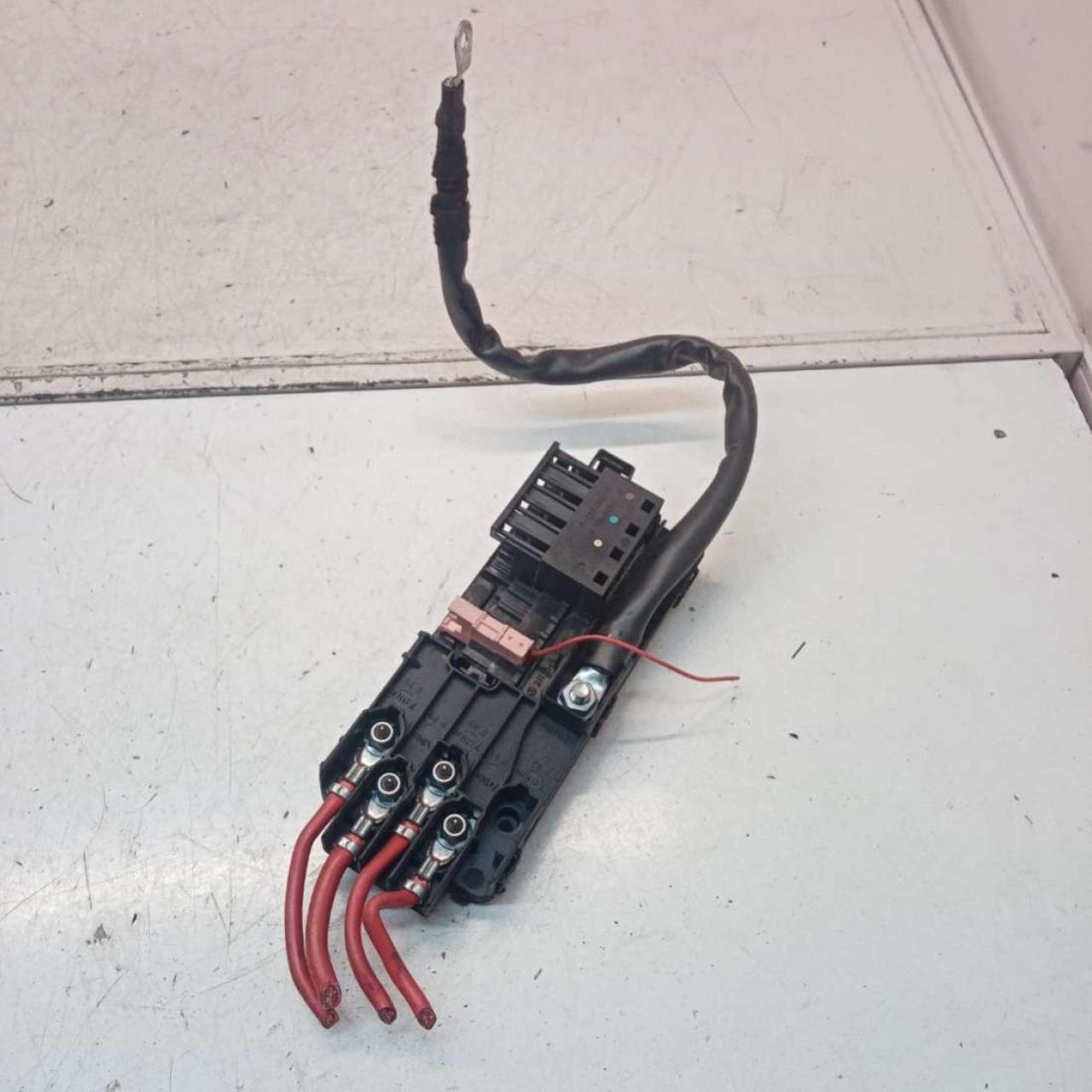 блок предохранителей Mercedes-Benz E-Класс W211/S211 2004, 2.2 л., дизель, универсал, 2115452301 - фото №1