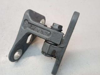 петля двери Mercedes-Benz E-Класс W211/S211 2004, 2.2 л., дизель, универсал