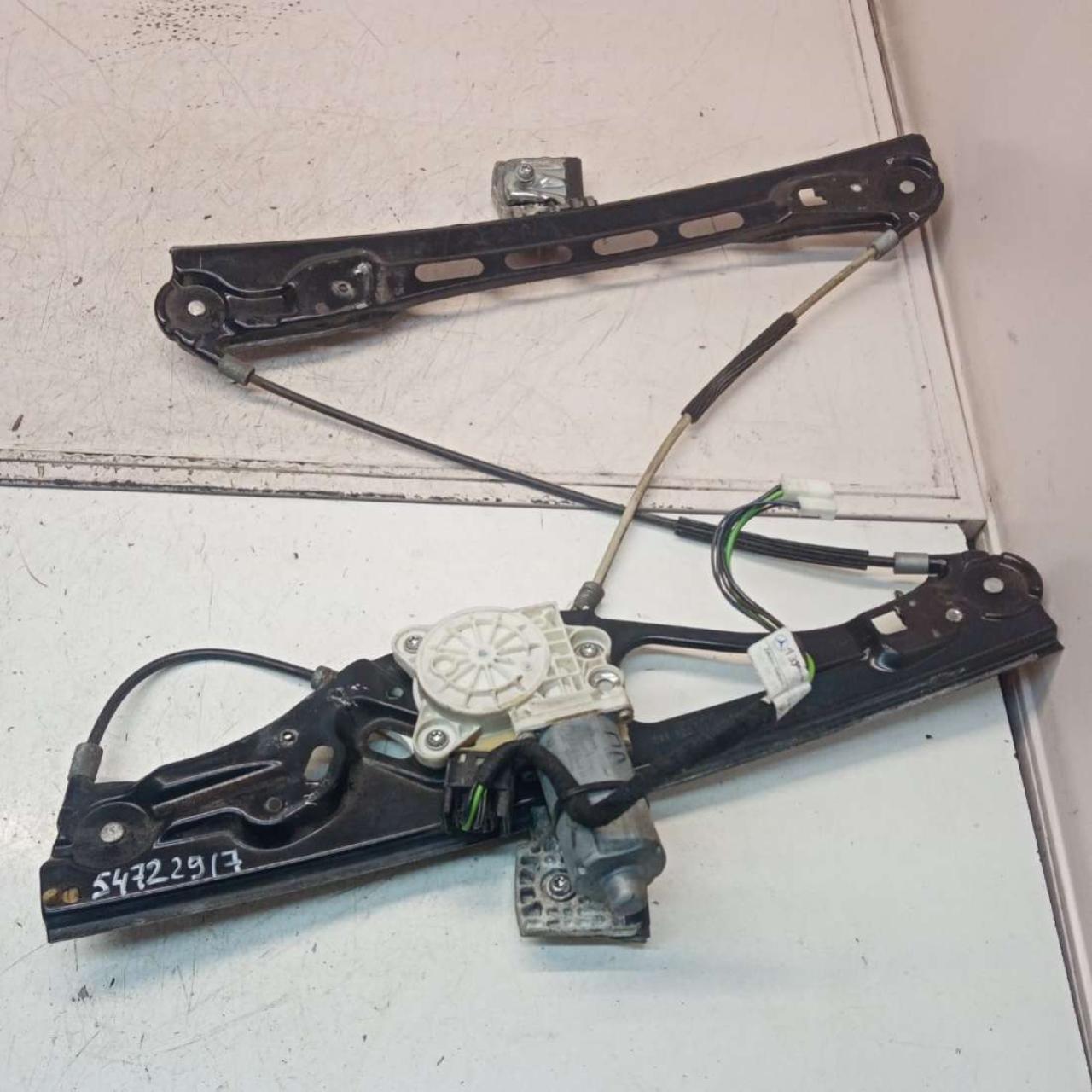 стеклоподъемник передний левый Mercedes-Benz E-Класс W211/S211 2004, 2.2 л., дизель, универсал, 2117200146, A2118202942 - фото №1