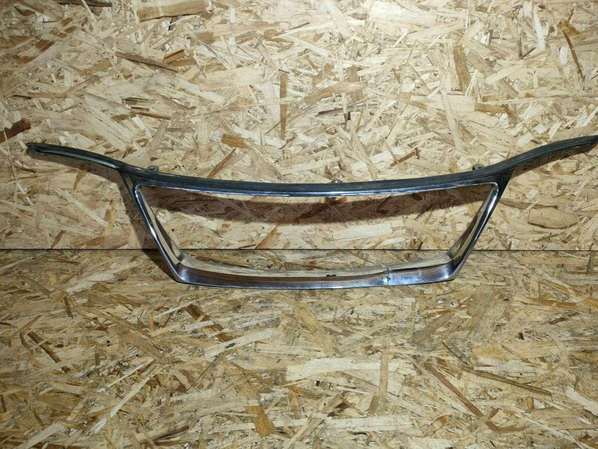 рамка (накладка) решетки радиатора Lexus IS 2 поколение (XE20) 2007, 2.2 л., дизель, МКПП, 5271153010 - фото №1