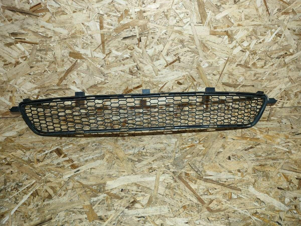 решетка радиатора Lexus IS 2 поколение (XE20) 2007, 2.2 л., дизель, МКПП, 5311253010 - фото №1