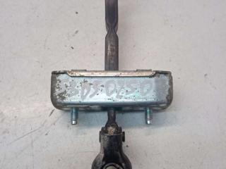 ограничитель открывания двери задней Toyota Corolla Verso 2 поколение AR10 [рестайлинг] 2007, 2.2 л., 2AD-FTV, дизель, МКПП, минивэн