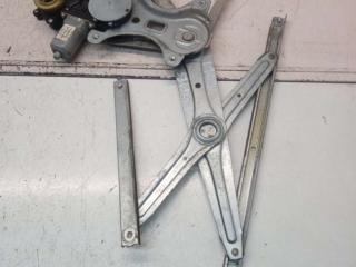 стеклоподъемник задний левый Toyota Corolla Verso 2 поколение AR10 [рестайлинг] 2007, 2.2 л., 2AD-FTV, дизель, МКПП, минивэн, 698400F020, 997249102, 996994100