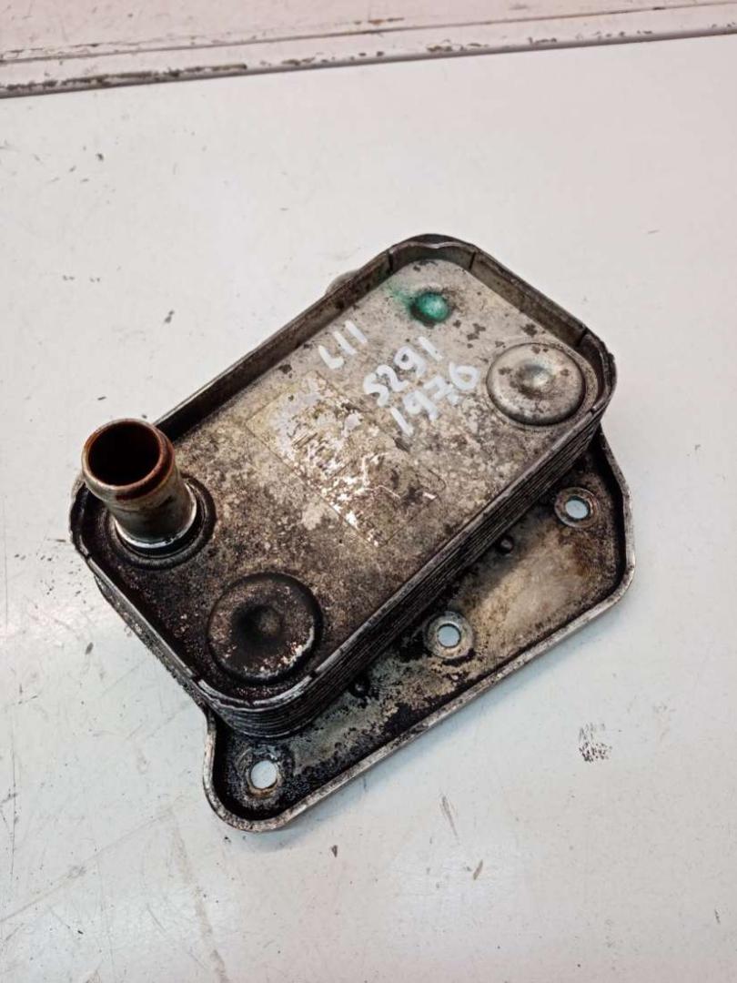 радиатор масляный Mercedes-Benz E-Класс W211/S211 2004, 2.2 л., дизель, универсал, A6111880301 - фото №1