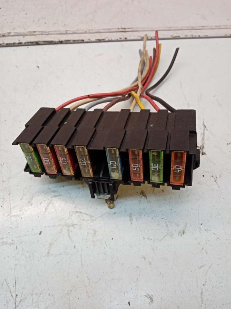 блок предохранителей Peugeot 307 1 поколение 2001, 9636079380, 9656611280, 9645040780, 9645040880, 650245101, 650430001, 91519406 - фото №1